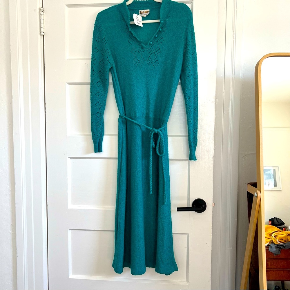 Vintage Knit Turquoise midi dress